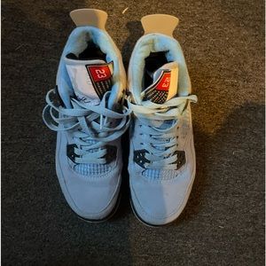 University Blue Jordan 4’s